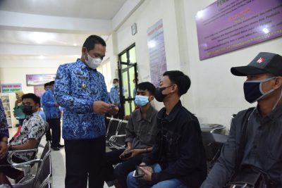 Hari Pertama Masuk Kerja, Bupati Cek Pelayanan Dispenduk