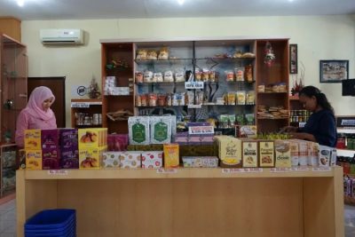 Adi Sutarwijono ketua DPRD surabaya