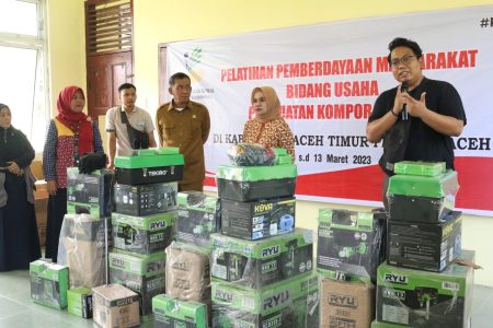 pelatihan membuat kompor rakyat