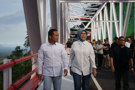 Jembatan Gladak Perak