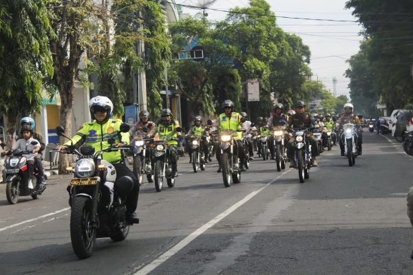 Patroli Skala Besar TNI/Polri dan Pemkab Lumajang