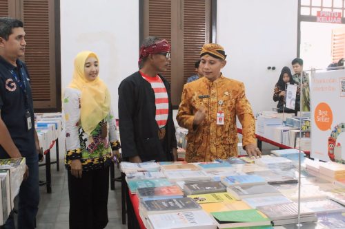 Pemkab Lumajang dan Gramedia Gelar Pameran Buku Murah 