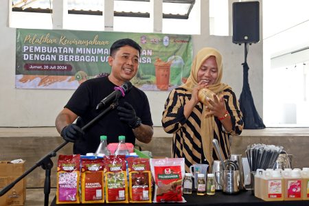 Pemkot Surabaya Gelar Pelatihan Kewirausahaan bagi UMKM Serambi Ampel