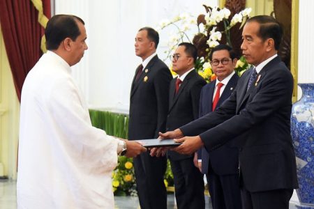 Presiden Jokowi terima surat kepercayaan dari Dubes 
