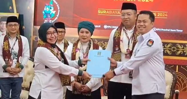 Paslon LUMAN Daftar Ke KPU Jatim Dikawal Ketum DPP PKB