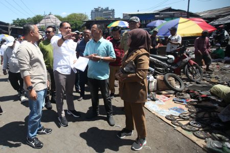 Eri Cahyadi: Pasar Loak Akan Jadi Ikon Baru Surabaya