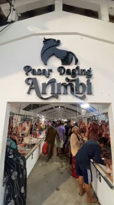PEDAGANG DAGING SAPI ARIMBI ANTISIPASI DAGING DARI LUAR SURABAYA