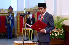 Daftar Menteri hingga Kepala Badan yang Dilantik Jokowi Hari Ini