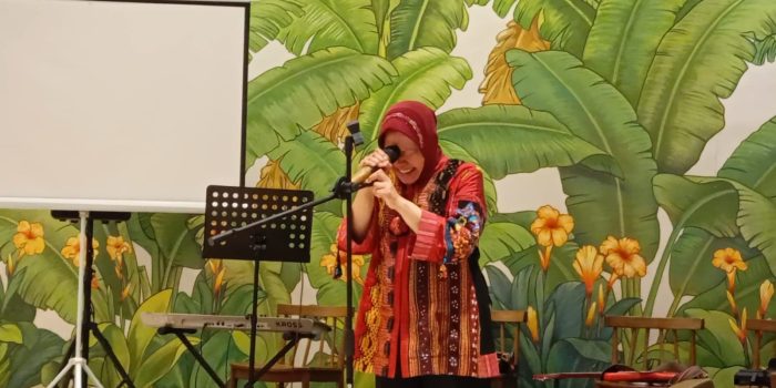 Bu risma berpamitan ke pegawai kemensos