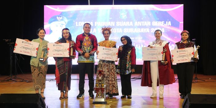 Gema Harmoni dan Persaudaraan di Lomba Paduan Suara Gereja Surabaya