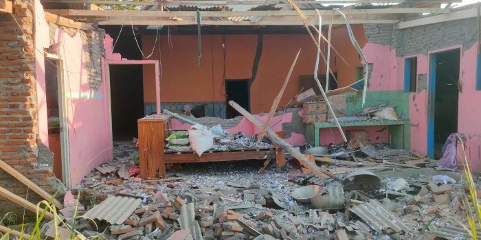 Ledakan Diduga Mercon Hancurkan Rumah di Lumajang, Tiga Orang Luka-Luka