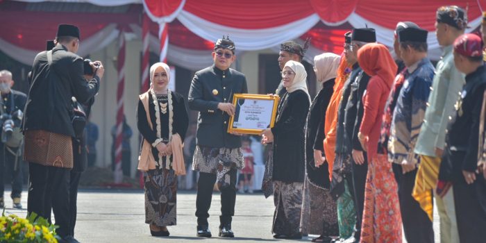 Surabaya Sabet Juara Syariah Award 2024