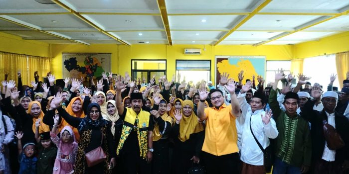 Golkar Surabaya Kenalkan Cakada yang diusungnya dengan Kampanye Sambil Ziarah