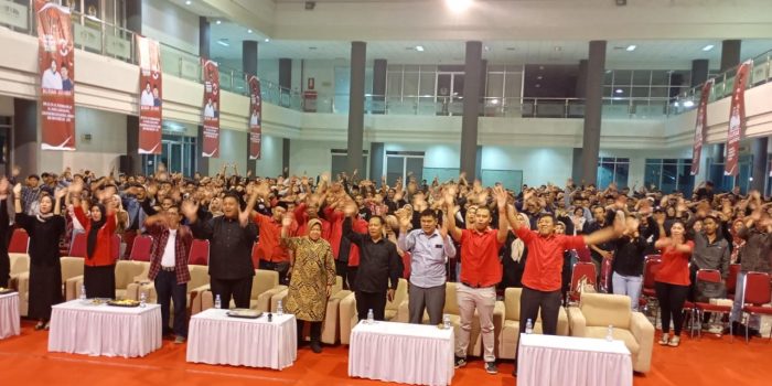 Risma Tawarkan Pelatihan Kewirausahaan untuk Pemuda Kediri