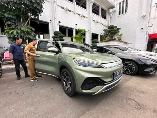 42 Mobil Listrik Disiapkan, Pemkot Surabaya Mulai Uji Coba