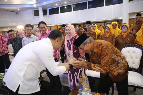 Halalbihalal Penuh Haru, Wali Kota Eri Ingatkan Makna Pengabdian