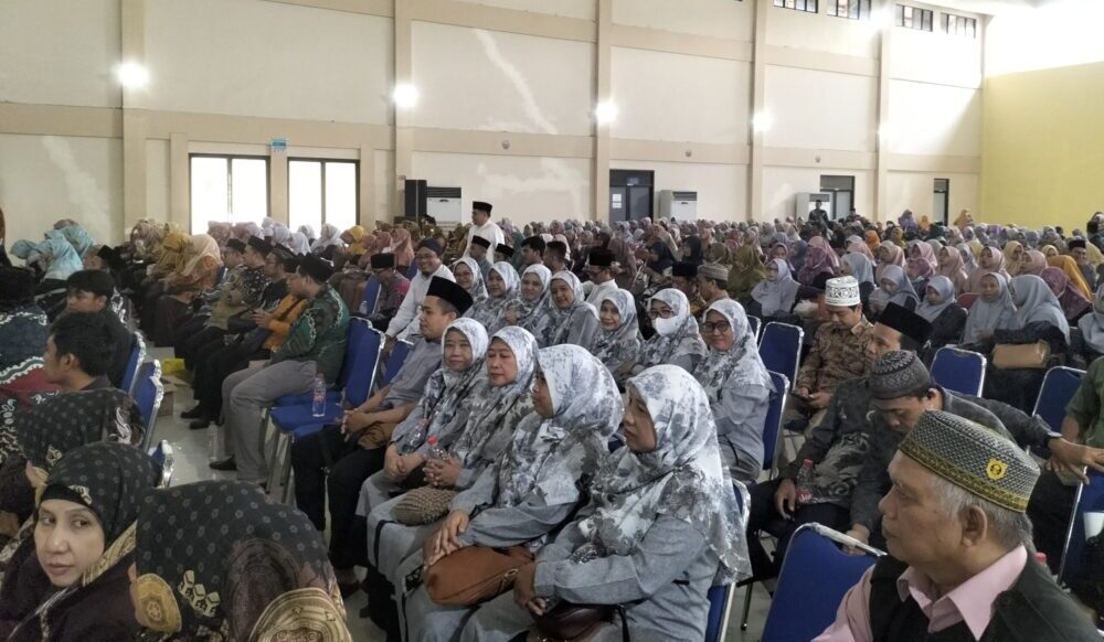 Halalbihalal Guru Madrasah Surabaya, Kemenag Tekankan Integritas