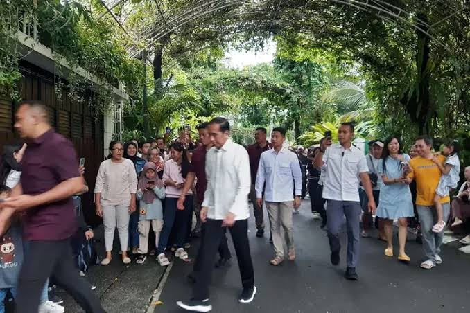 Destinasi Baru Libur Lebaran, Rumah Jokowi di Solo Diserbu Ribuan Warga