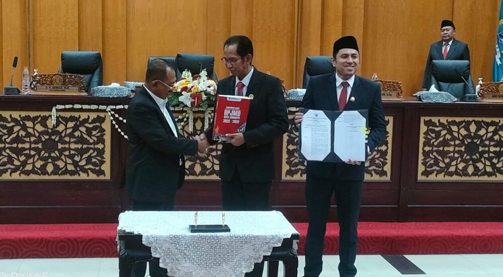 DPRD Bahas Usulan PDTS Jadi Perumda di Paripurna HJKS