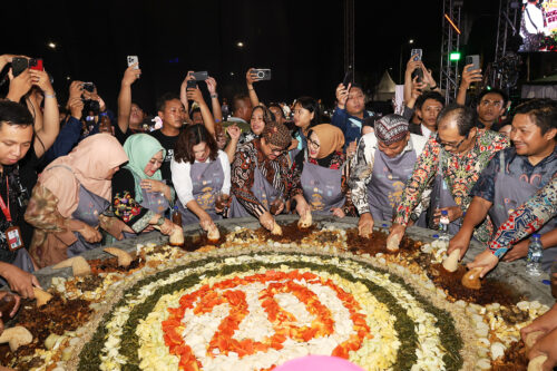Festival Rujak Uleg 2025 Hidupkan Kembali Memori THR Surabaya