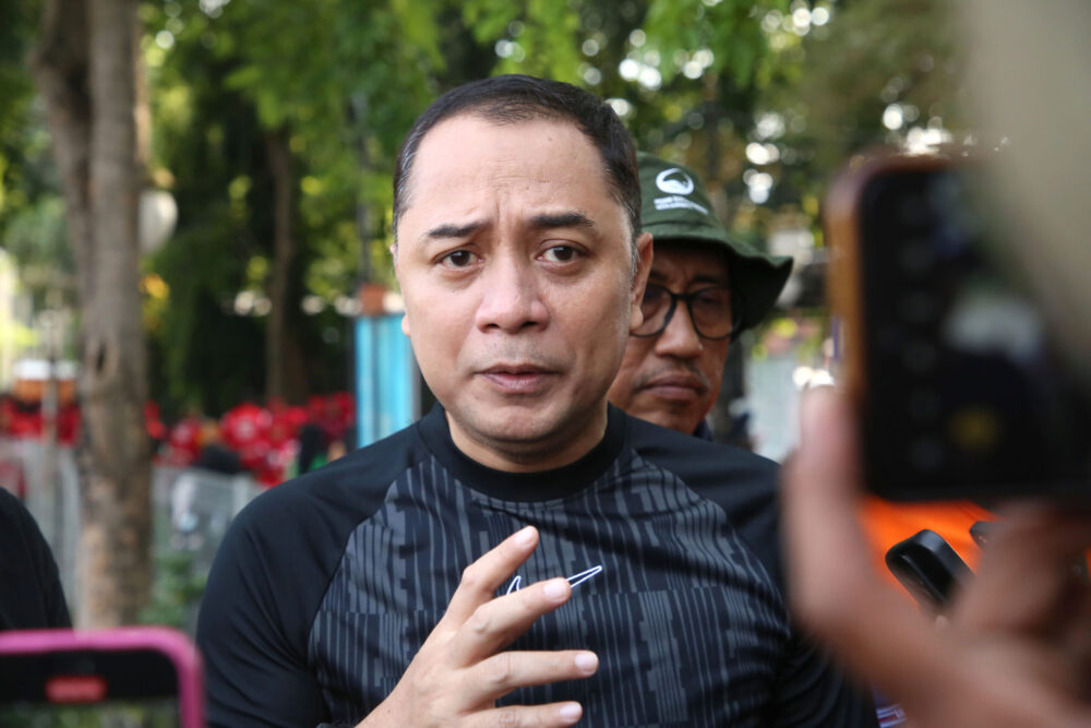 Eri Cahyadi Tanggapi Pencopotan Awi: Fokus pada Pemerintahan Surabaya