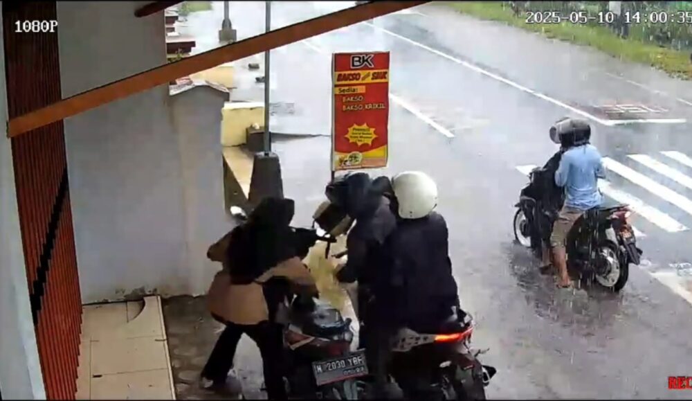 Siswi SMKN Klakah Jadi Korban Begal Saat Berteduh