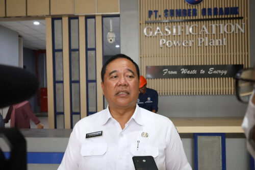 DLH Surabaya Pastikan Truk Sampah Penabrak Bukan Milik Pemkot