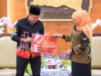 KPU dan Bawaslu Jatim Kembalikan Rp162,9 Miliar ke Kas Daerah, Begini Reaksi Gubernur Khofifah