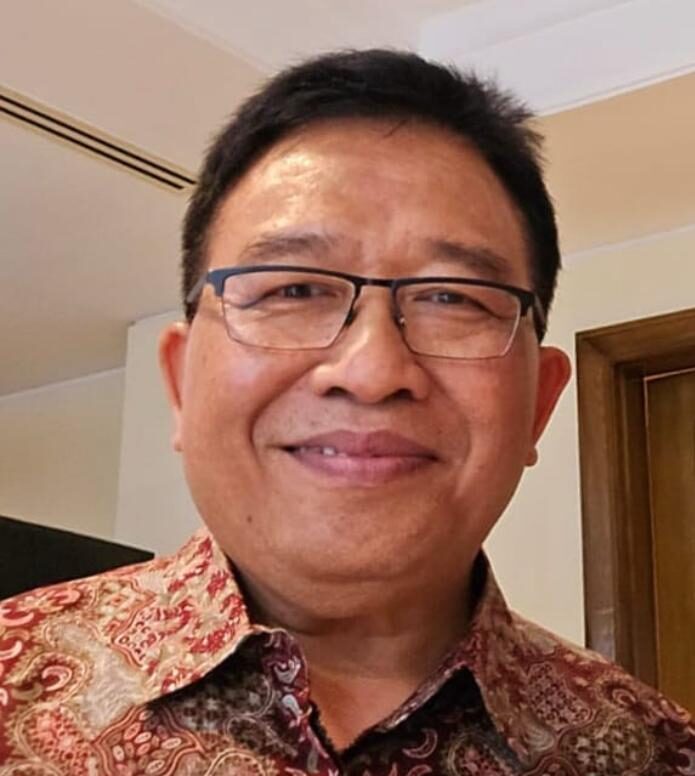 Energi Kepemimpinan: Bahagia Membahagiakan