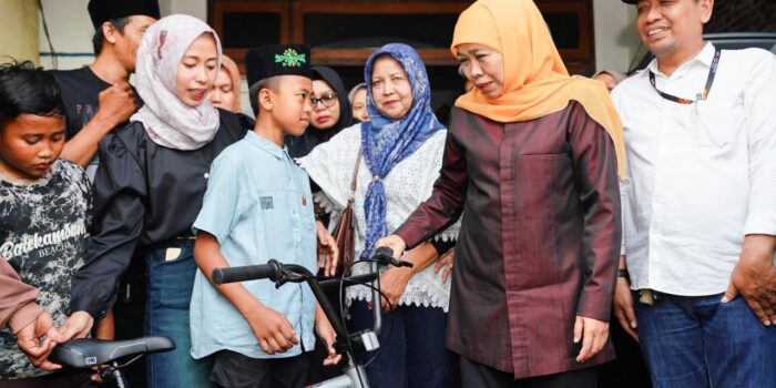 Siswa SDN Klampok Singosari Dapat Hadiah Sapi dari Gubernur Khofifah