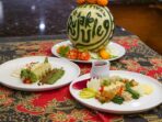 Swiss-Belhotel Darmo Juara Festival Rujak Uleg 2025 dengan Rujak Bonek Swiss-Belhotel Darmo Juara Festival Rujak Uleg 2025 dengan Rujak Bonek