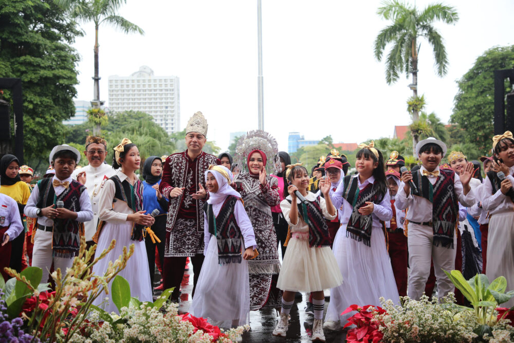 Wali Kota Eri Perintahkan Sanksi Terberat untuk Guru Pembanting Siswa
