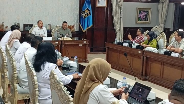 Parkir Minimarket Kembali Gratis, Tapi Wajib Sediakan Jukir Resmi