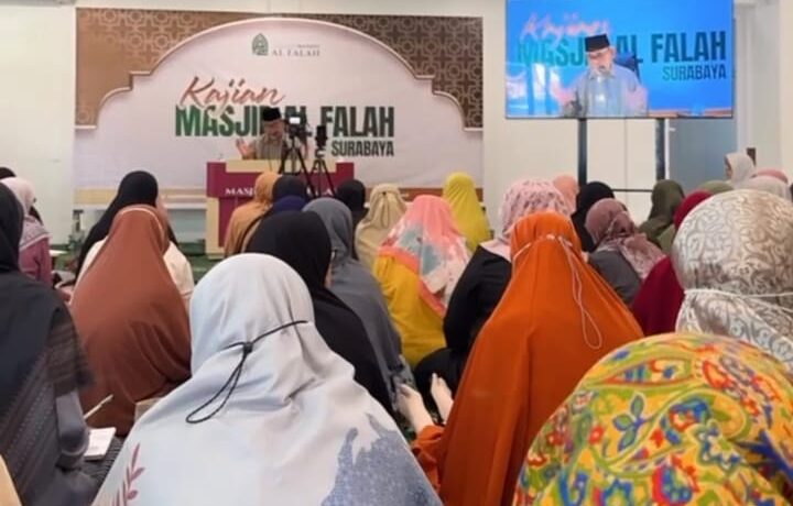 Kupas Makna “Ar-Rahmānu ‘Alā al-‘Arsyi Istawā”, Ustadz Nadhi Ihsan: Ini Soal Kemurnian Aqidah