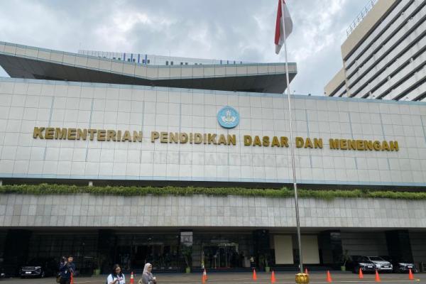 Sekolah di Riau Dapat Suntikan Dukungan Kementerian