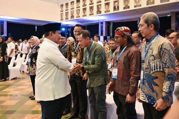 Presiden RI Apresiasi Tiga Kepala Daerah Menyoal Penyaluran Tunjangan Guru