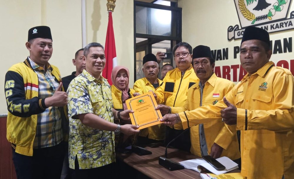 dr Akmarawita Kadir Daftar Calon Ketua DPD Golkar Surabaya, Didukung 31 PK