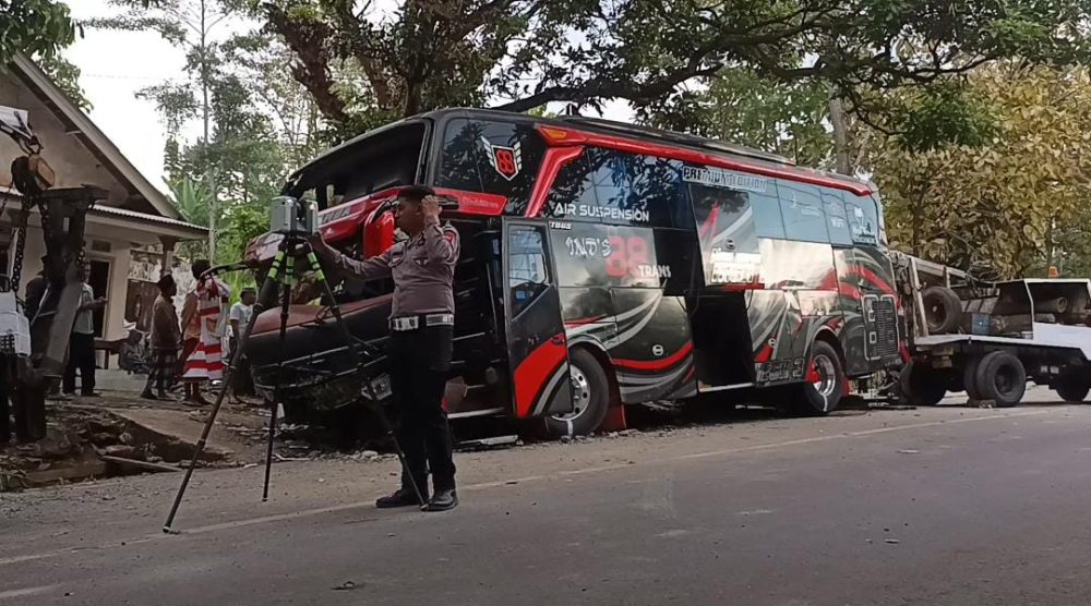 Polda Jatim TAA Jadi Andalan Polda Jatim Ungkap Penyebab Tragedi Bus RSBS di Bromo
