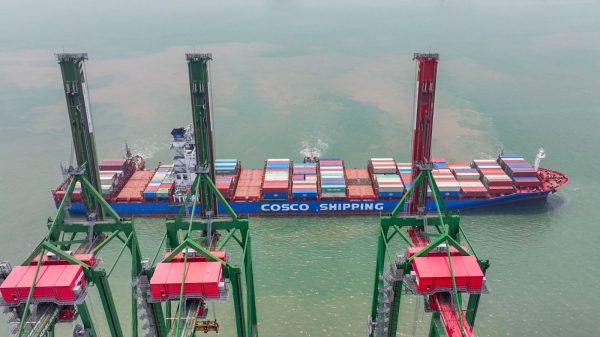 COSCO Shipping Tambah Rute Baru, Sandar Perdana di TTL Surabaya