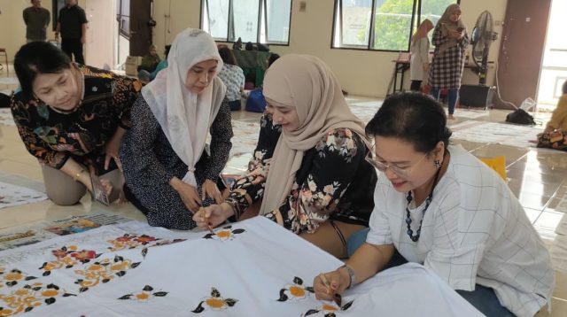 Ajeng Wira Wati: Batik Bukan Sekadar Seni, Tapi Jalan Kemandirian