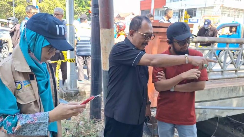 Semburan Gas di Sungai Kebon Agung Rungkut, Warga Diminta Tetap Tenang