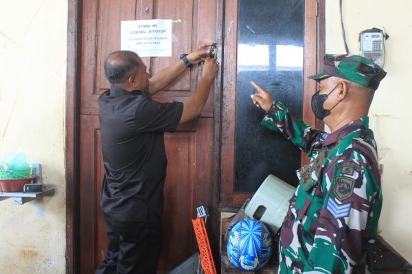 PD Pasar Surya Tertibkan Stan Hunian di Pasar Bendul Merisi