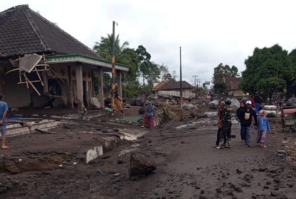 Sumiati, Penyintas Semeru: Rumah Saya Hancur, Tinggal Pintu yang Tampak