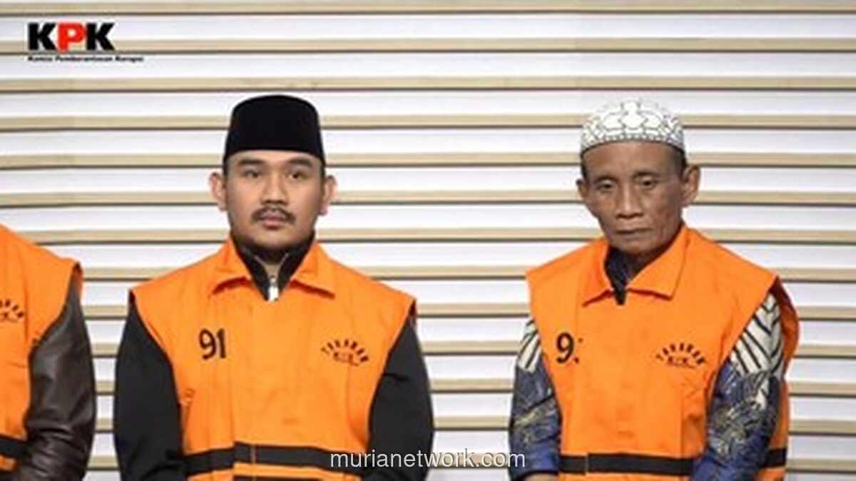 Bupati Bekasi dan Sang Ayah Jadi Tersangka Kasus Suap Ijon Proyek
