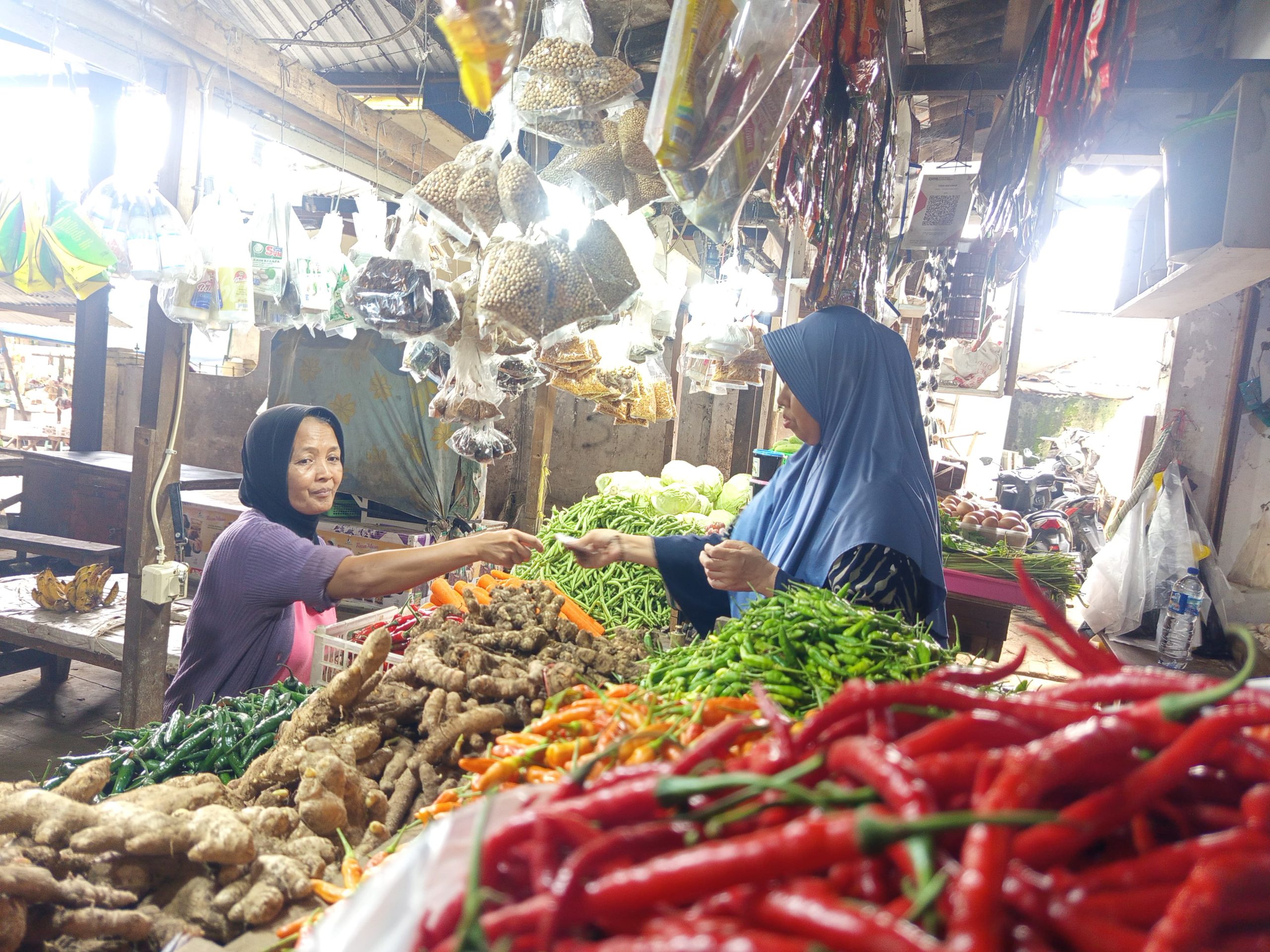 Jelang Nataru 2026, Harga Cabai Rawit di Lumajang Tembus Rp80 Ribu
