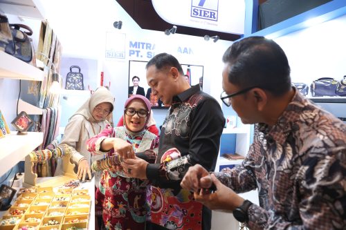 Ekonomi Surabaya Tumbuh 5,76 Persen, UMKM Jadi Motor Utama Ekonomi Surabaya Tumbuh 5,76 Persen, UMKM Jadi Motor Utama