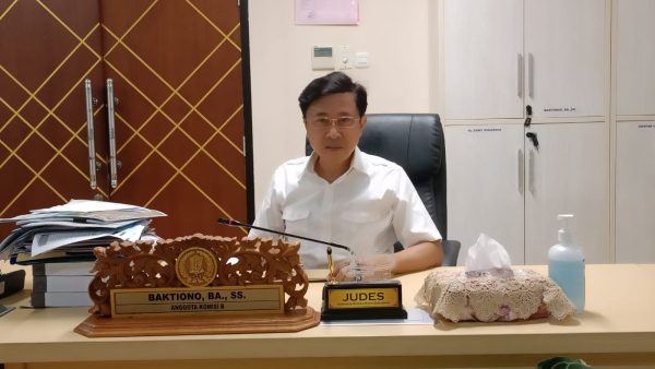 Baktiono Ungkap Alasan Pelepasan Surat Ijo Selalu Batal Baktiono Ungkap Alasan Pelepasan Surat Ijo Selalu Batal