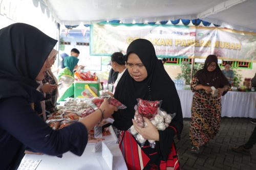 Pemkot Surabaya Gelar GPM di Bubutan, Tekan Harga Cabai dan Telur Jelang Ramadan