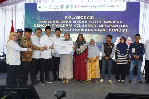 Demi Hidupkan Kopdes, Mendes Yandri Minta Izin Minimarket Baru Disetop Demi Hidupkan Kopdes, Mendes Yandri Minta Izin Minimarket Baru Disetop
