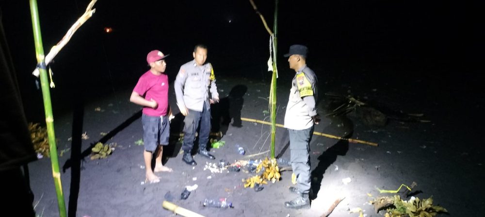 Tragedi Libur Lebaran di Lumajang, Wisatawan Tewas Tersambar Petir